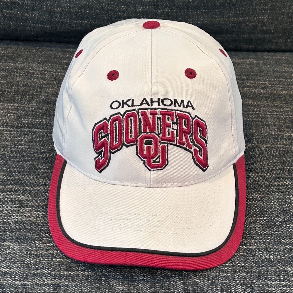 Oklahoma Sooners OU Hat Cap Strap Back White Top Of World One Size